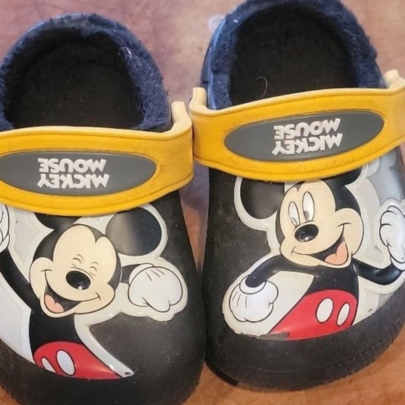 Mickey Mouse Crocs - Picture 1 of 4